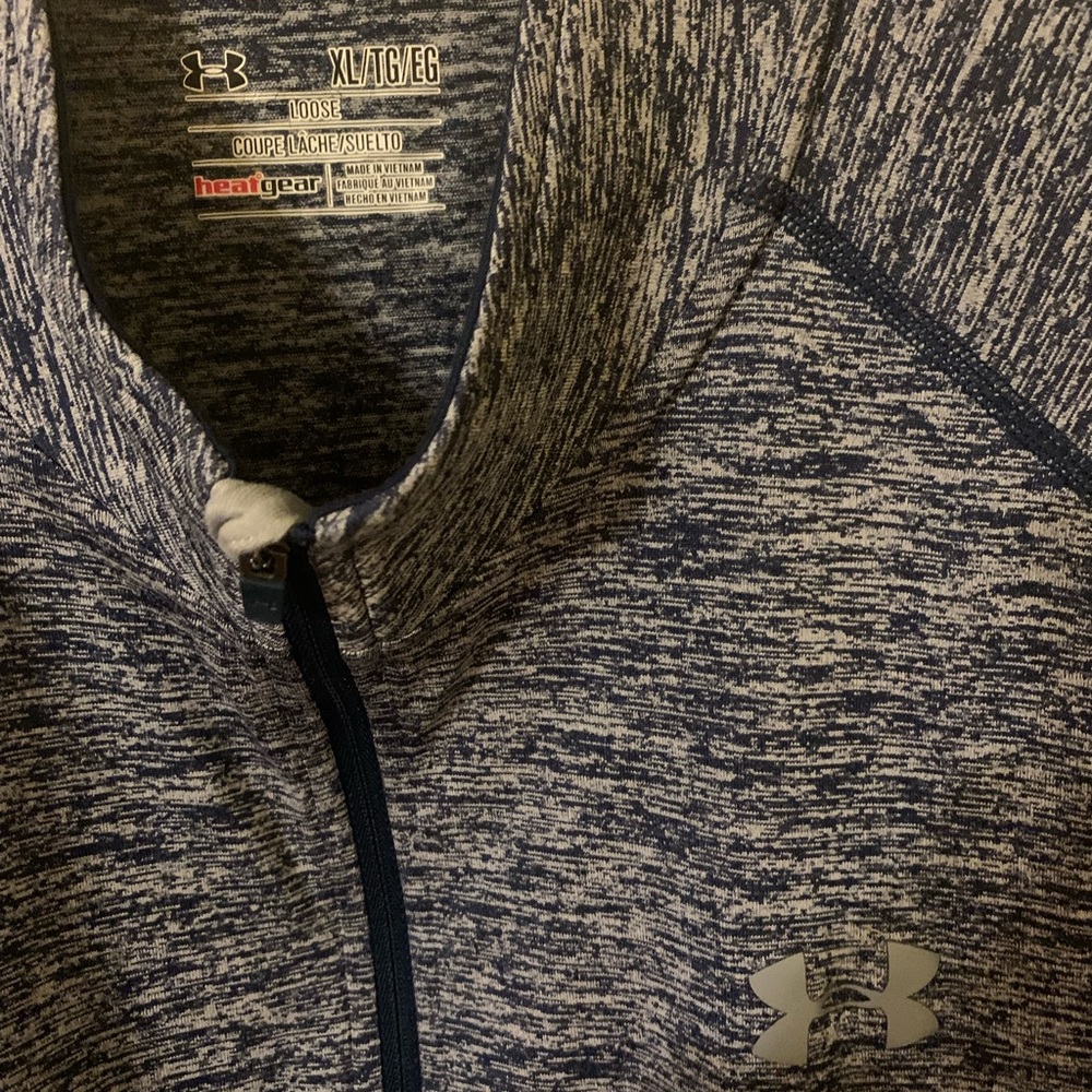 NWOT Under Armour lightweight 1/4 zip